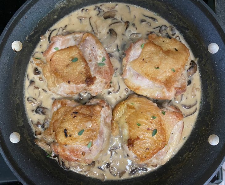 mushroom-chicken-skillet-in-cream-sauce